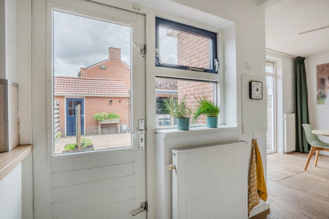Photo 23 of van Heuven Goedhartlaan 13