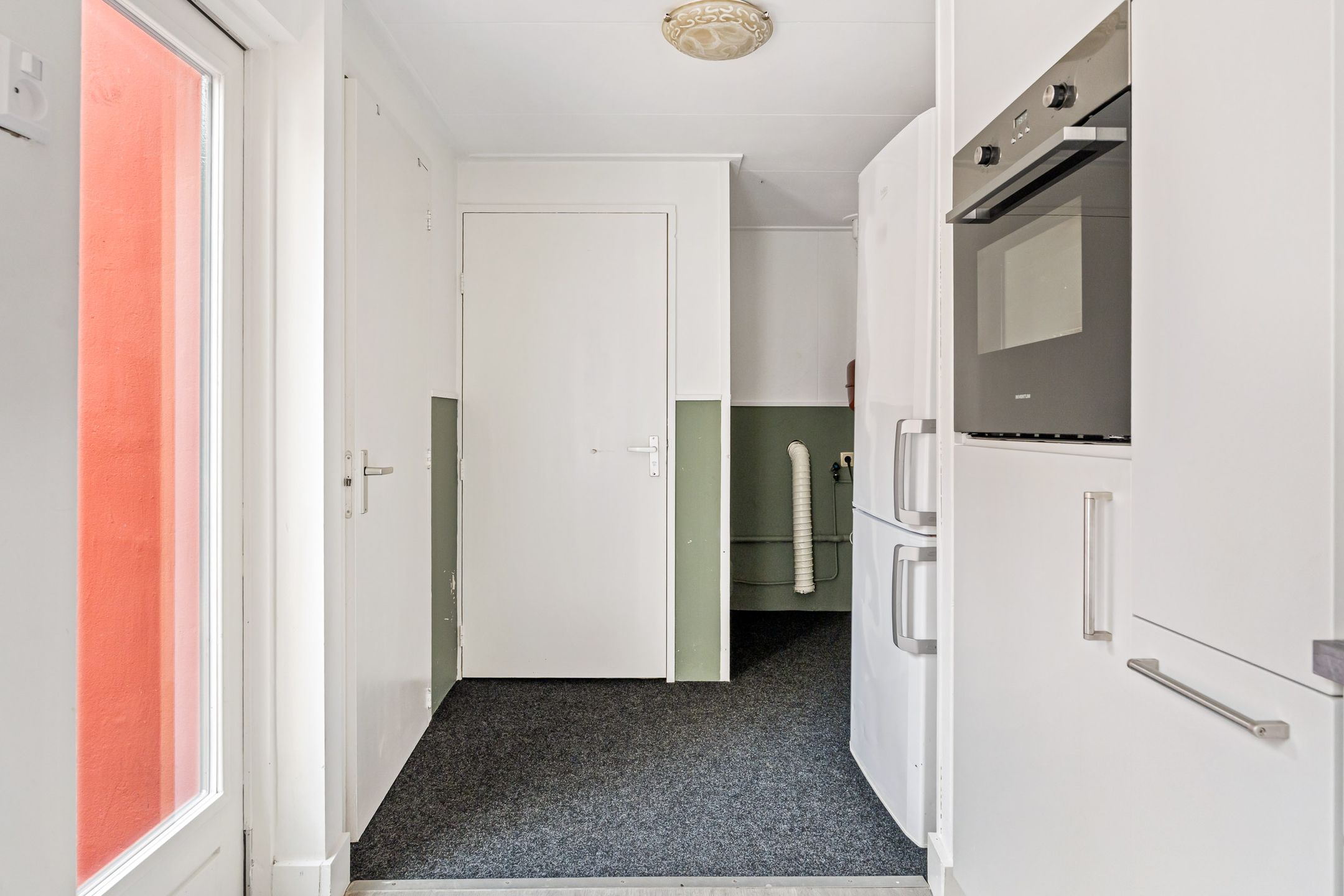 Photo 12 of Willem Loréstraat 146
