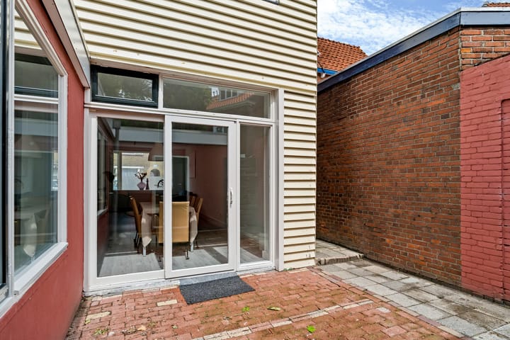 Hoekwoning te koop: Willem Loréstraat 146, Leeuwarden