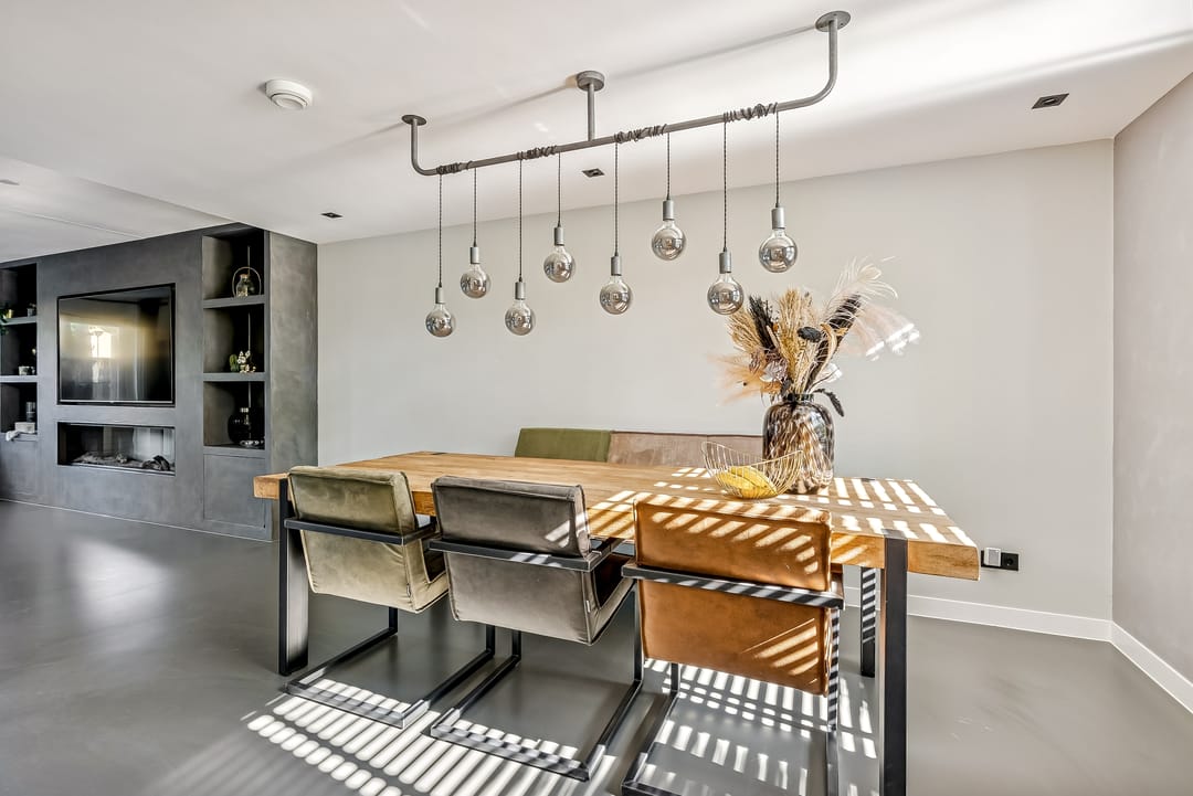Spacious Corner Home with 1930s Character in Family-Friendly De Landerijen — 26