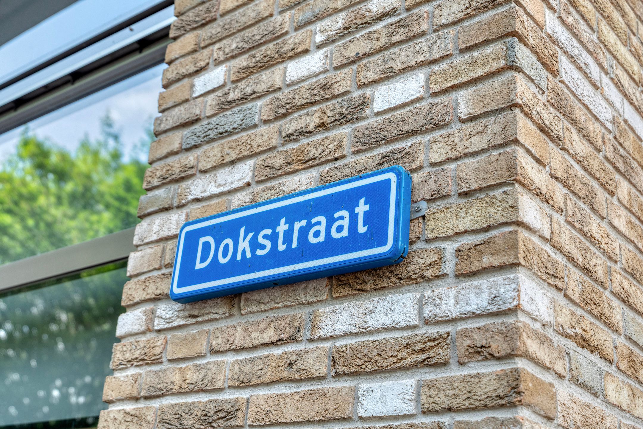 Photo 48 of Dokstraat 425