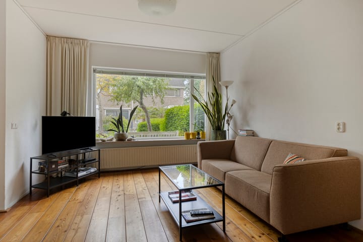 Tussenwoning te koop: Fluessen 68, Drachten