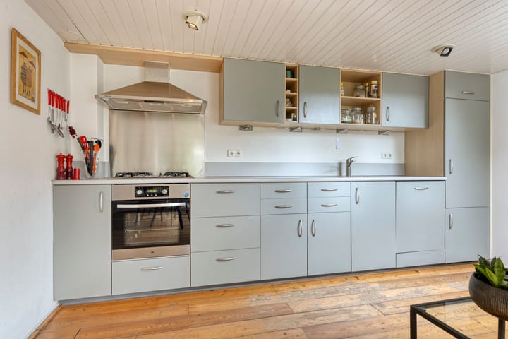 Tussenwoning te koop: Fluessen 68, Drachten
