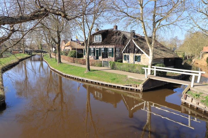 Photo 3 of Zuiderpad 18