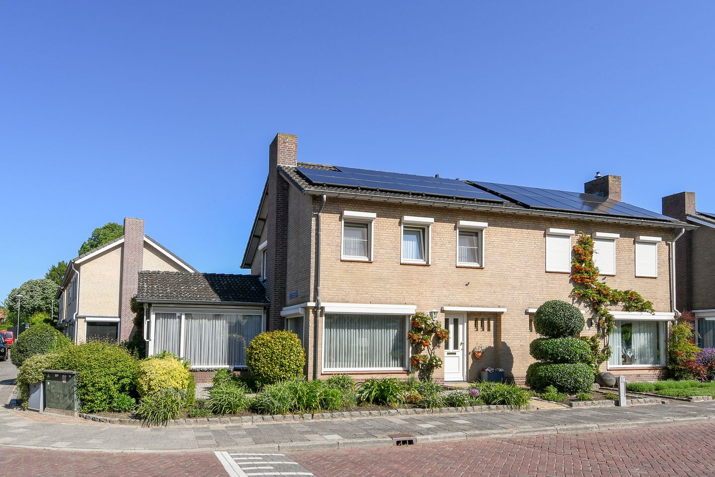 Photo 1 of Kwistbeeklaan 8-B