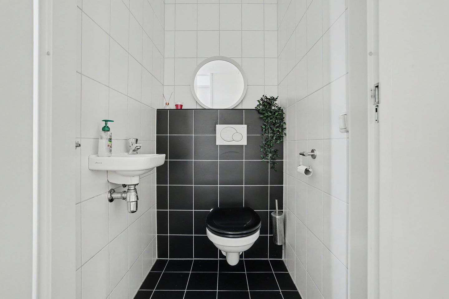 Photo 19 of Ringbaan-West 96-02