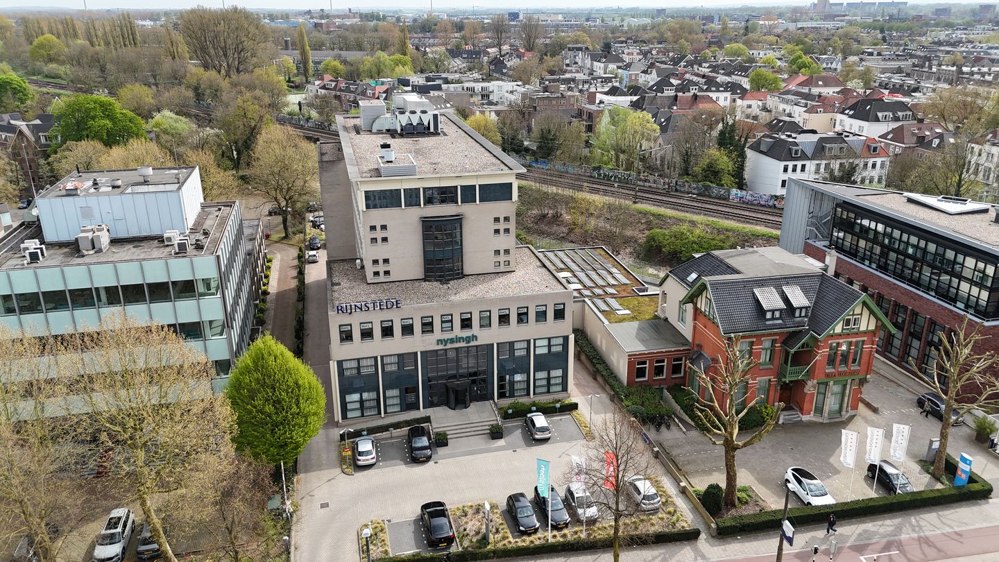Bekijk foto 2 van Velperweg 10