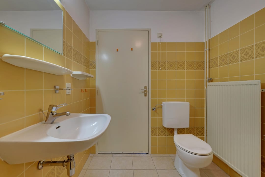 Spacious Terraced Home with Extension Potential and Deep Southwest-Facing Garden — 22
