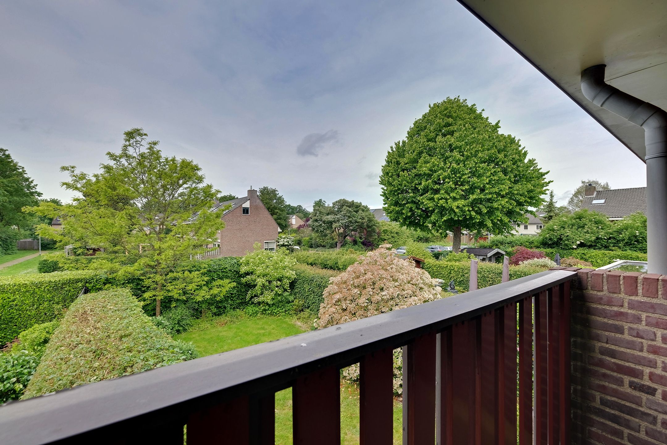 Spacious Terraced Home with Extension Potential and Deep Southwest-Facing Garden — 18
