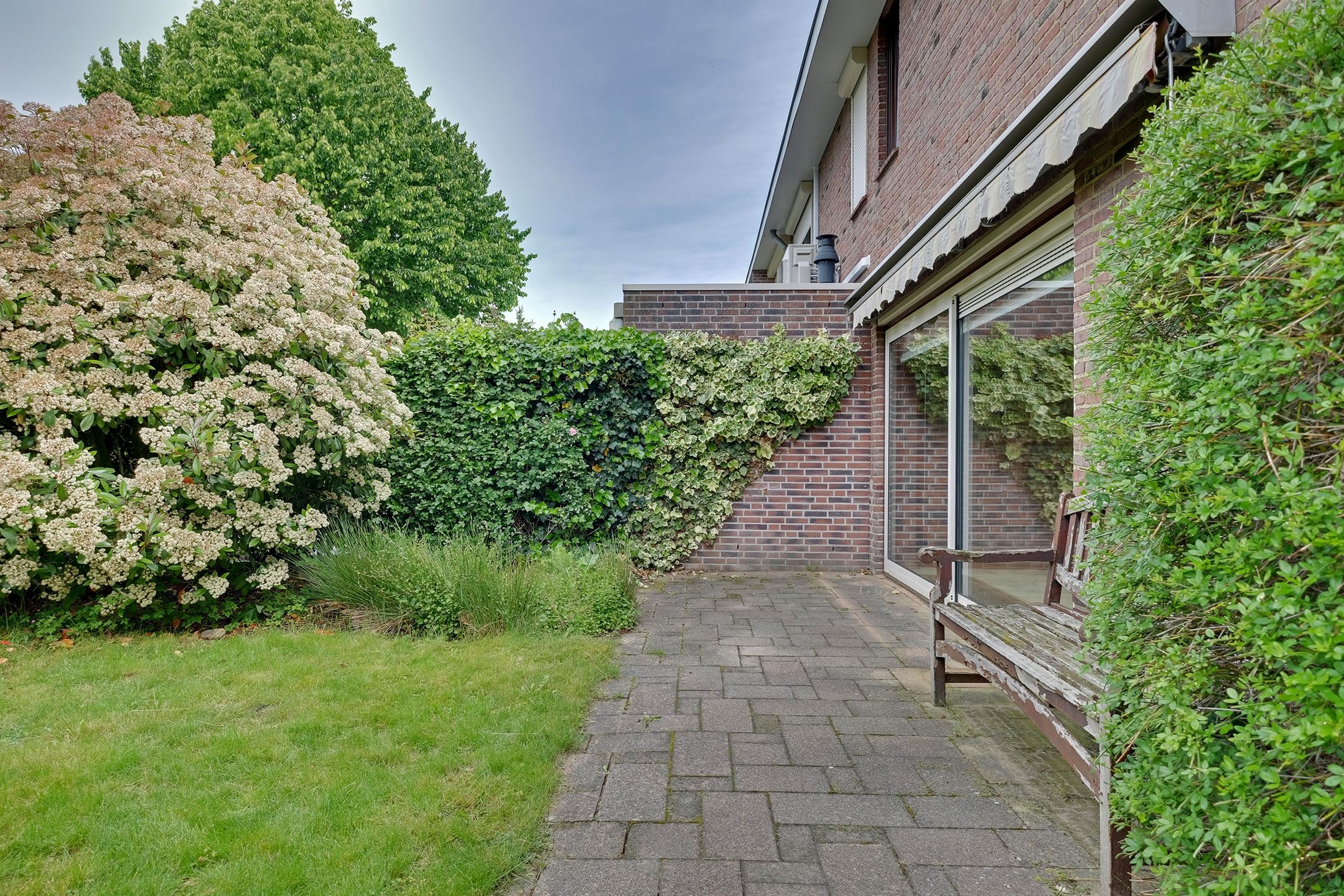 Spacious Terraced Home with Extension Potential and Deep Southwest-Facing Garden — 27