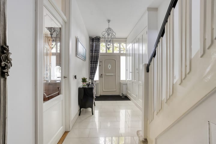 Tussenwoning te koop: Purmersteenweg 28, Purmerend