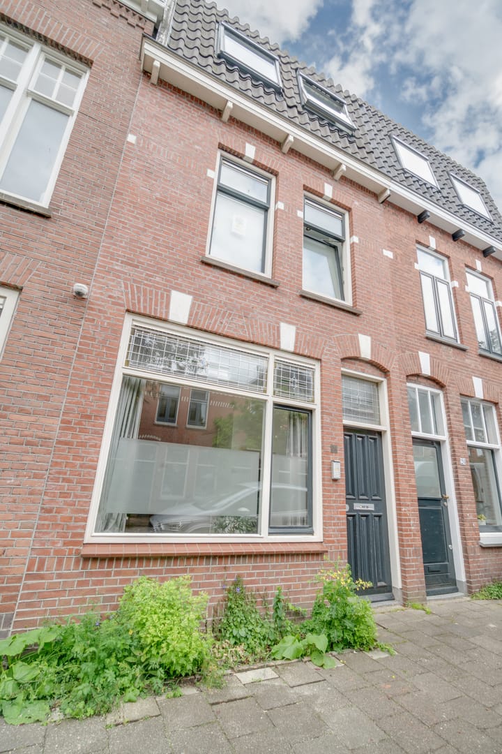 Photo 4 of Coornhertstraat 24
