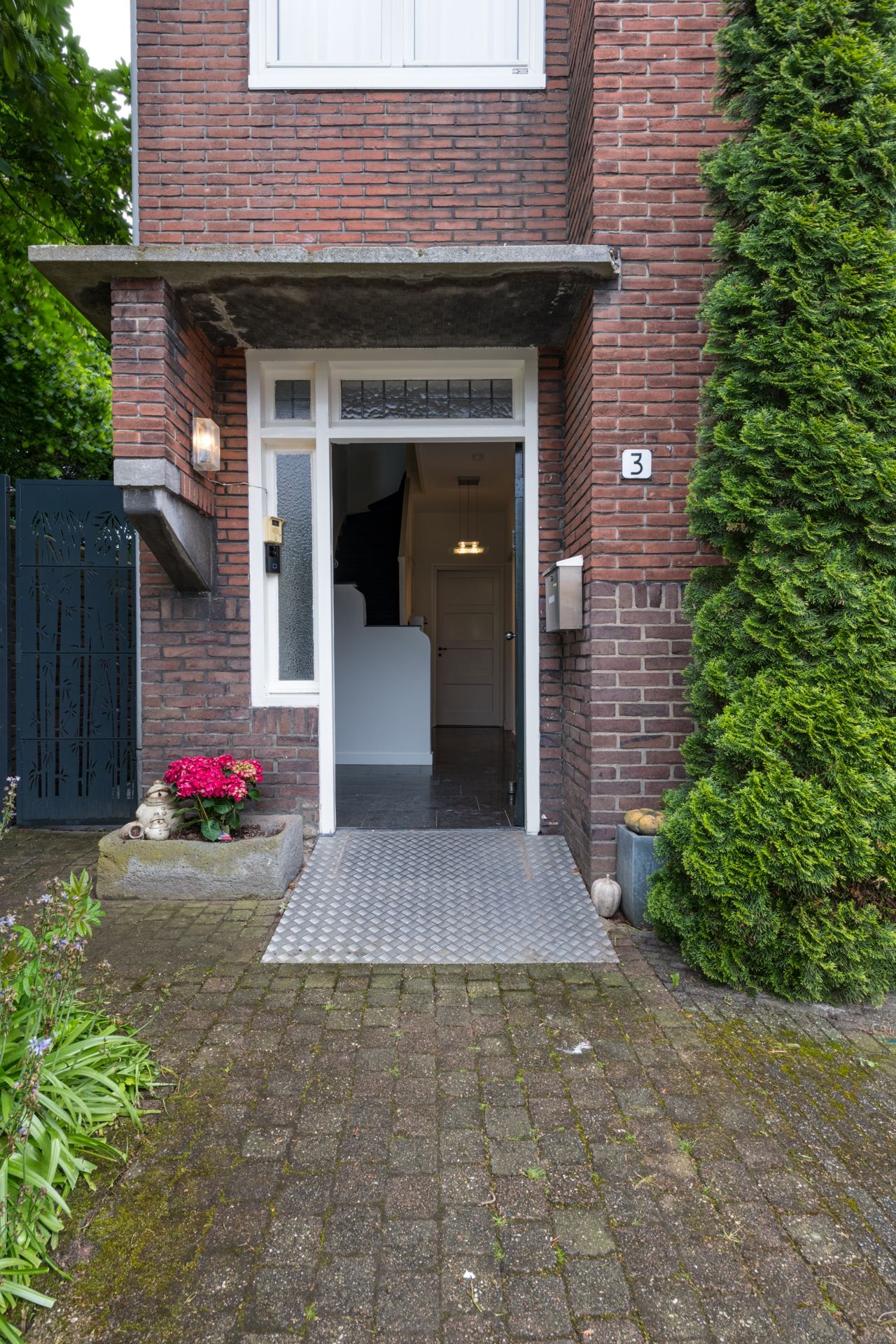 Foto 5 van Begoniastraat 3
