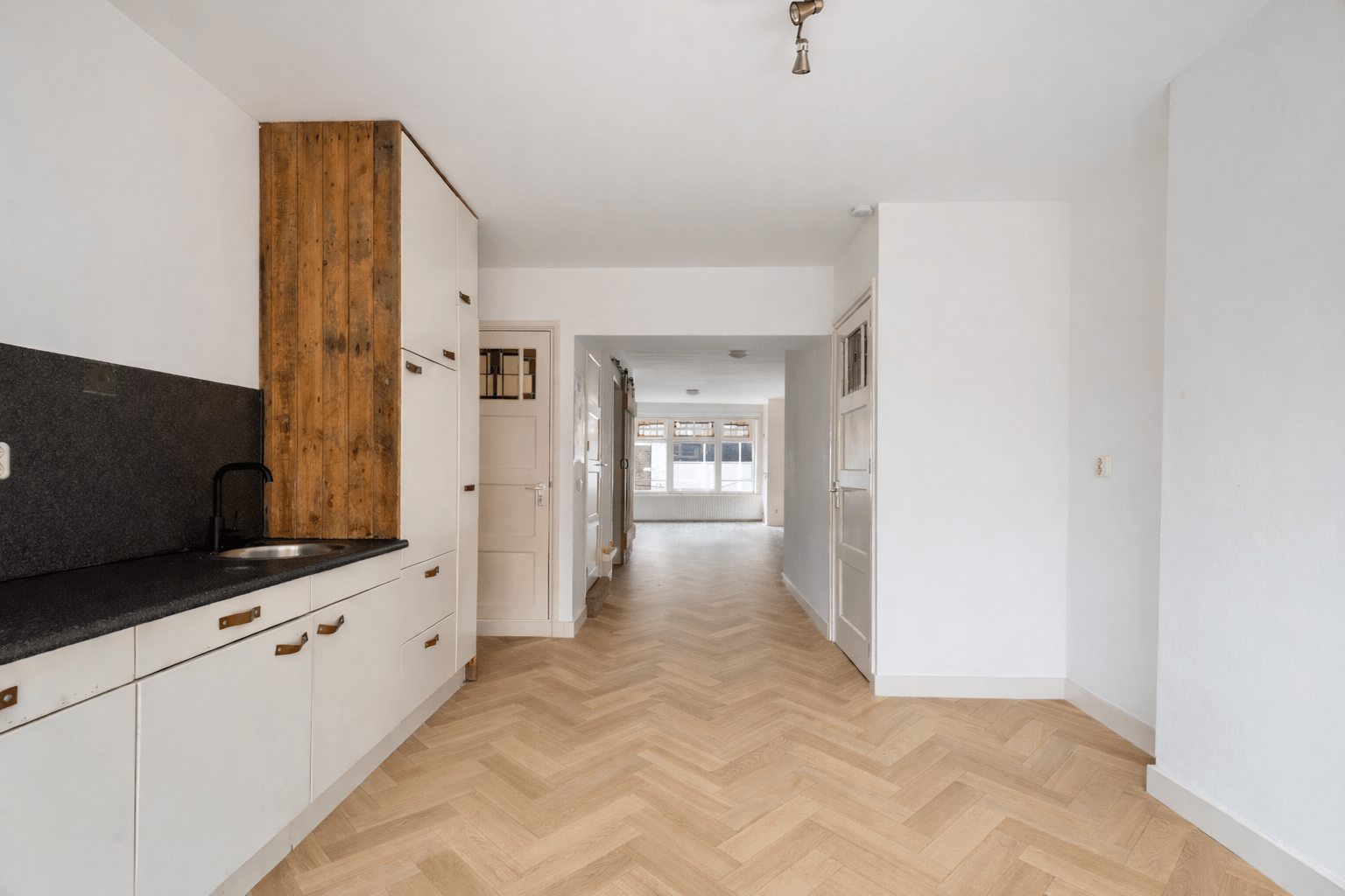 Photo 15 of Vriesestraat 72