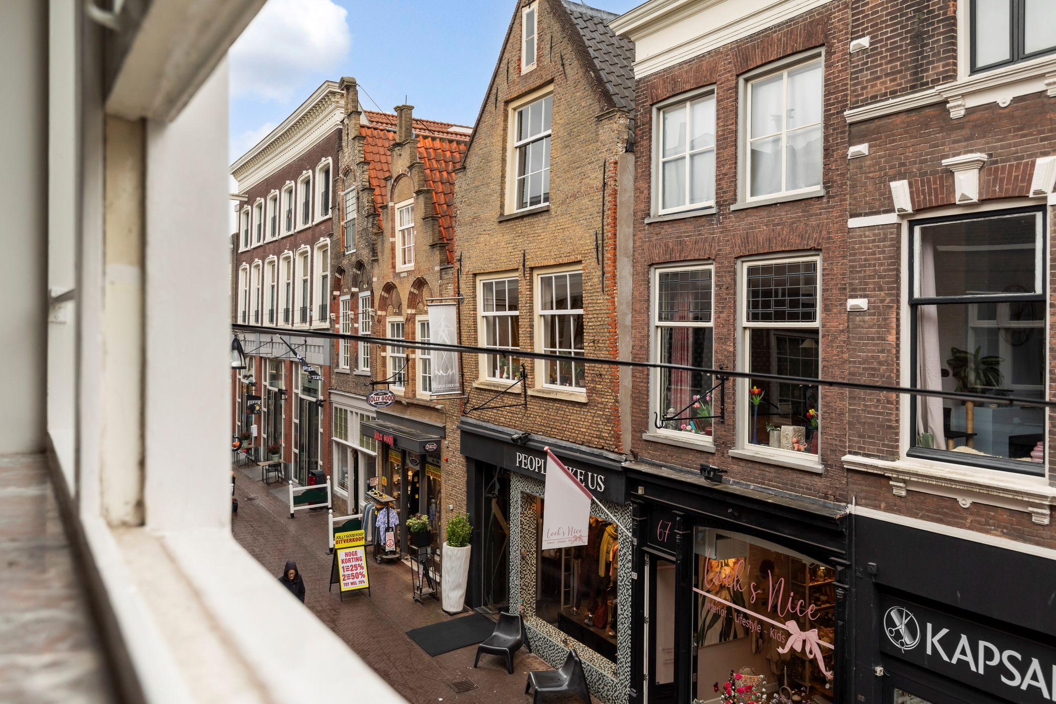 Photo 12 of Vriesestraat 72