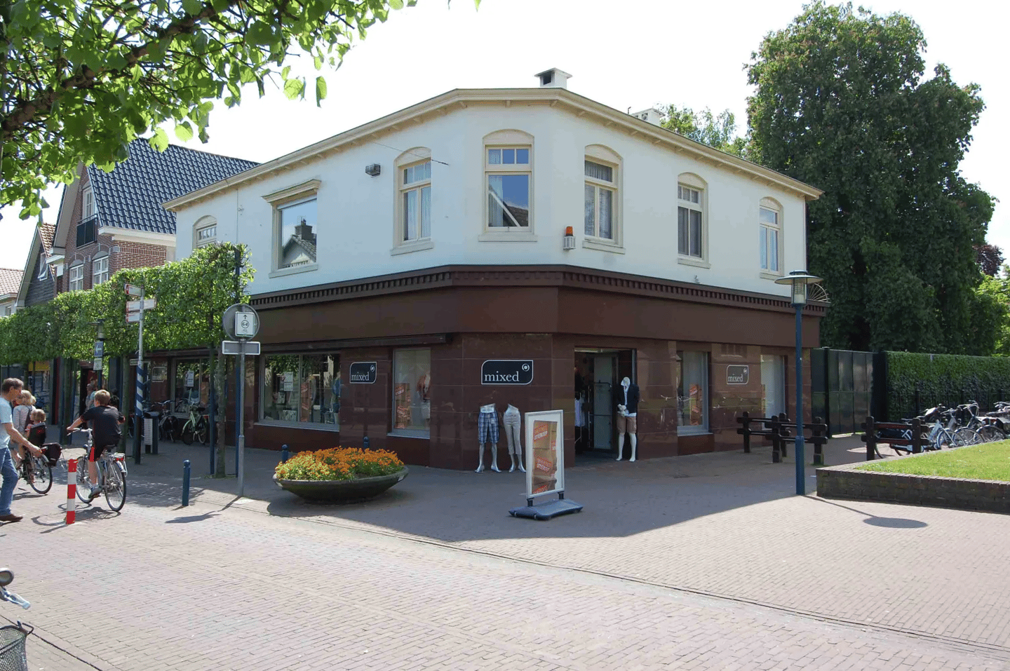 Bekijk foto 1 van Hoofdstraat 78