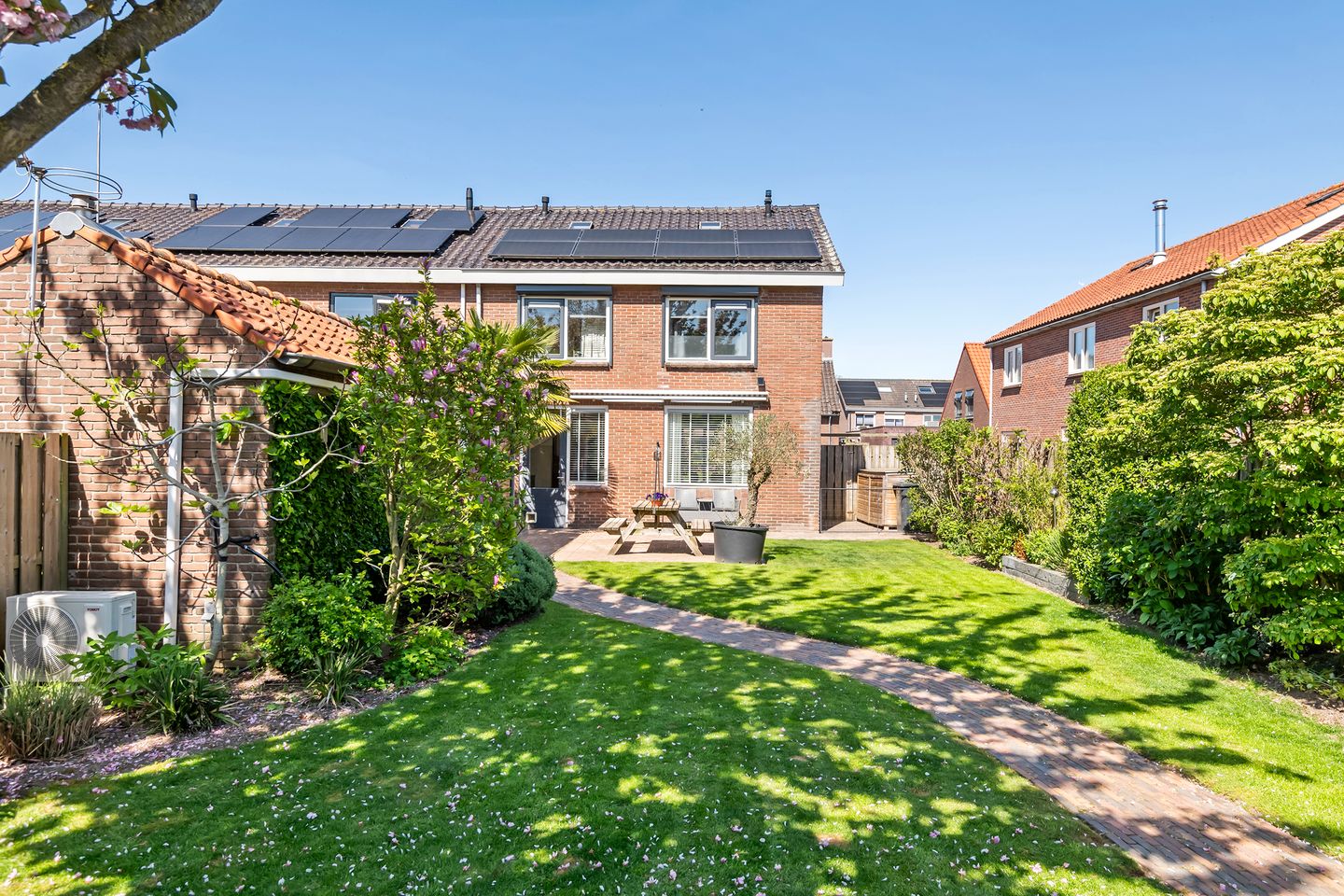 Photo 34 of Willibrordusstraat 44