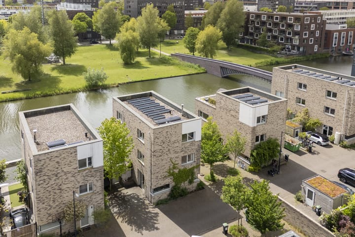 Foto 2 van Violette Corneliushof 10
