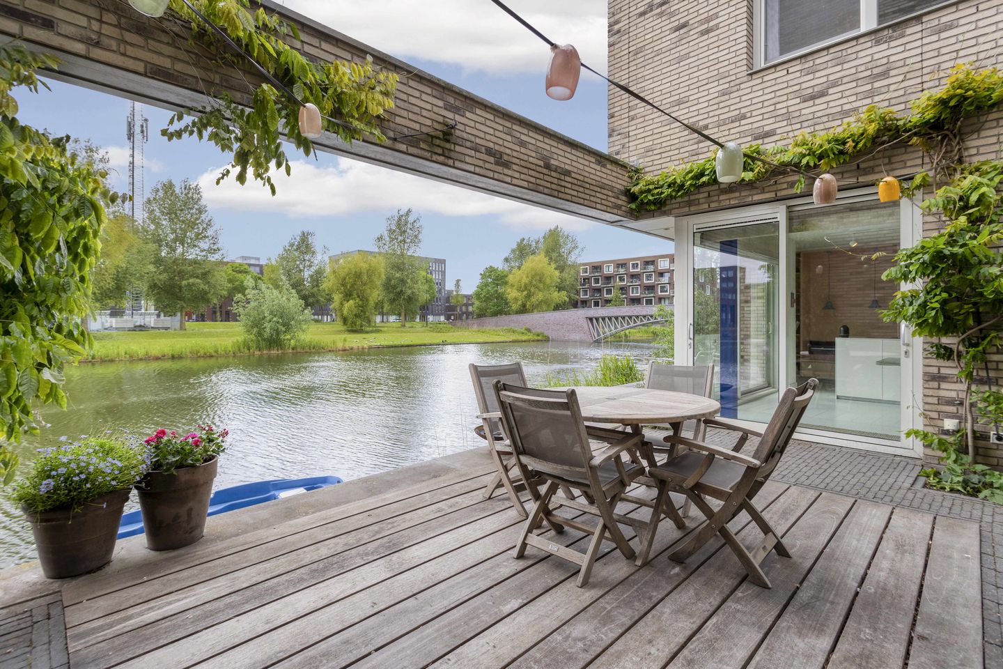 Foto 1 van Violette Corneliushof 10