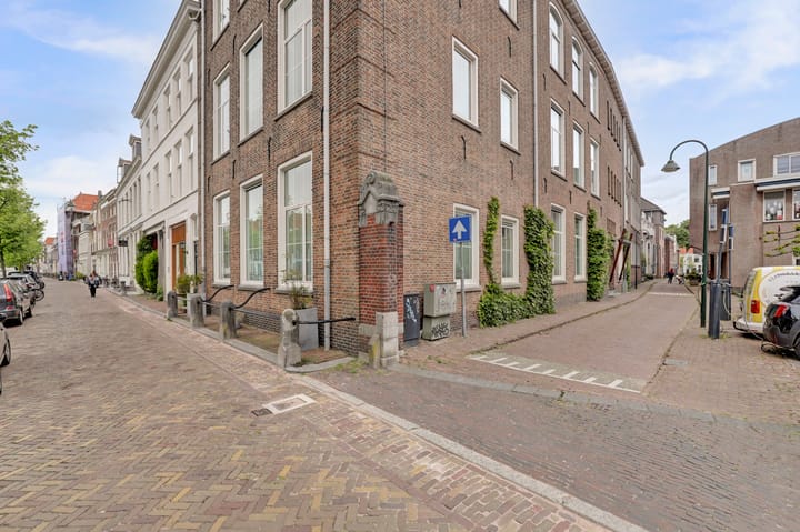 Appartement te koop: Voorstraat 36A, Delft