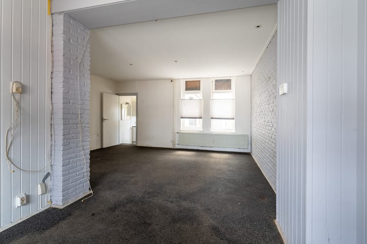 Twee-onder-één-kap te koop: Hekeleweg 3, Landgraaf
