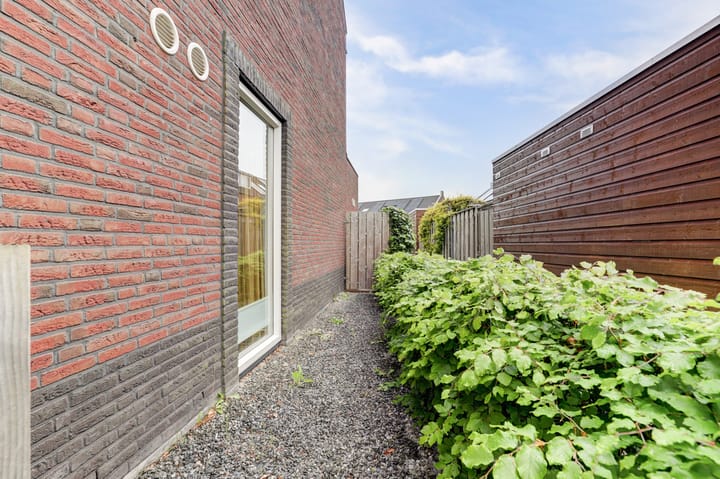 Hoekwoning te koop: Boomkruiperzoom 2, Pijnacker