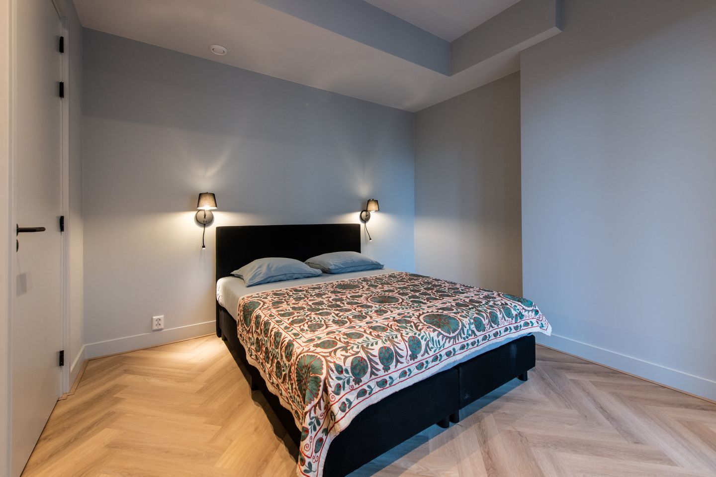 Renovated Ground Floor Apartment with Energy Label A+ and Indoor Terrace — 14