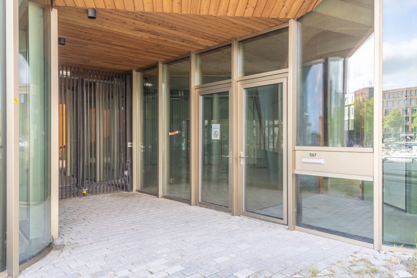 Bekijk foto 3 van Krijn Taconiskade 567