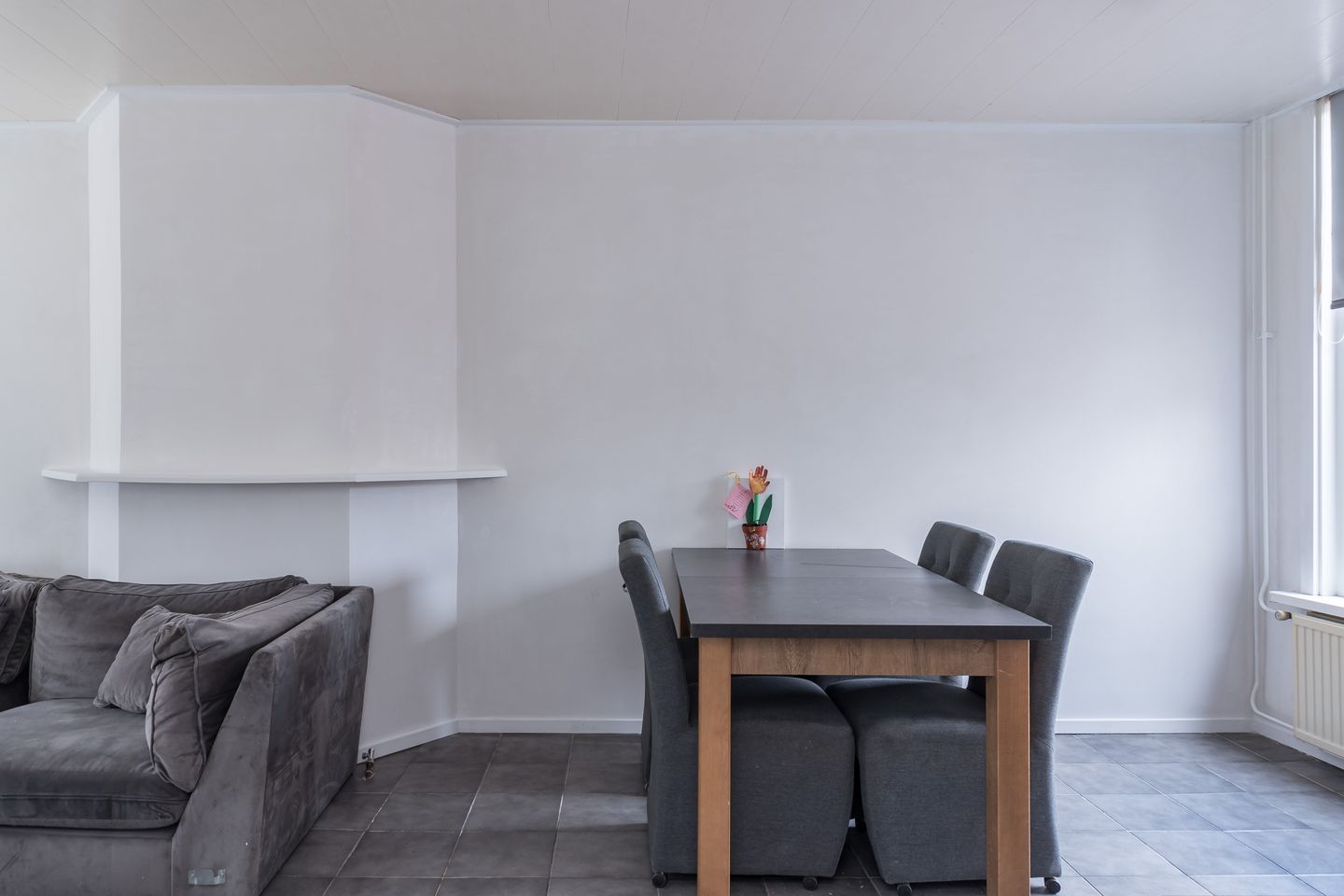 Bright terraced house with sunny garden and spacious attic potential — 10