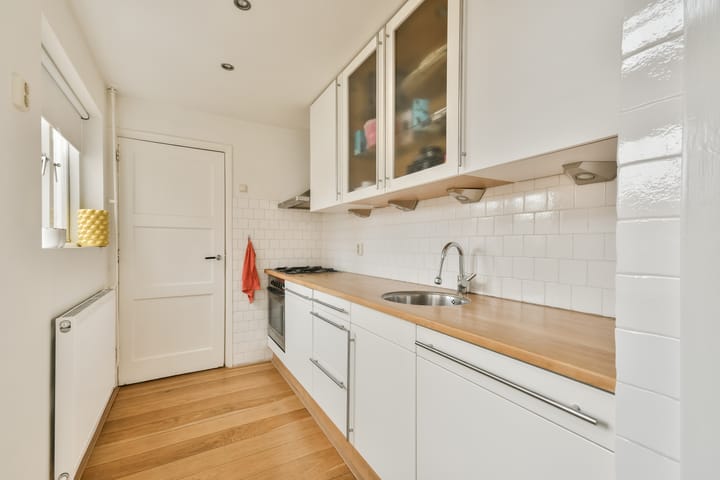 Tussenwoning te koop: Arendsweg 93, Beverwijk