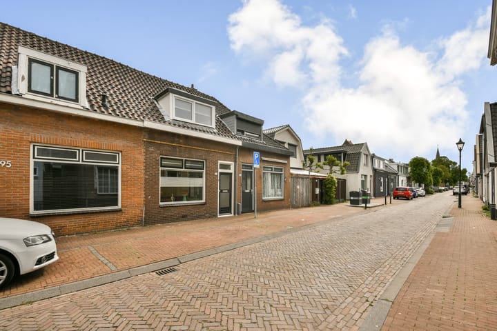Tussenwoning te koop: Arendsweg 93, Beverwijk