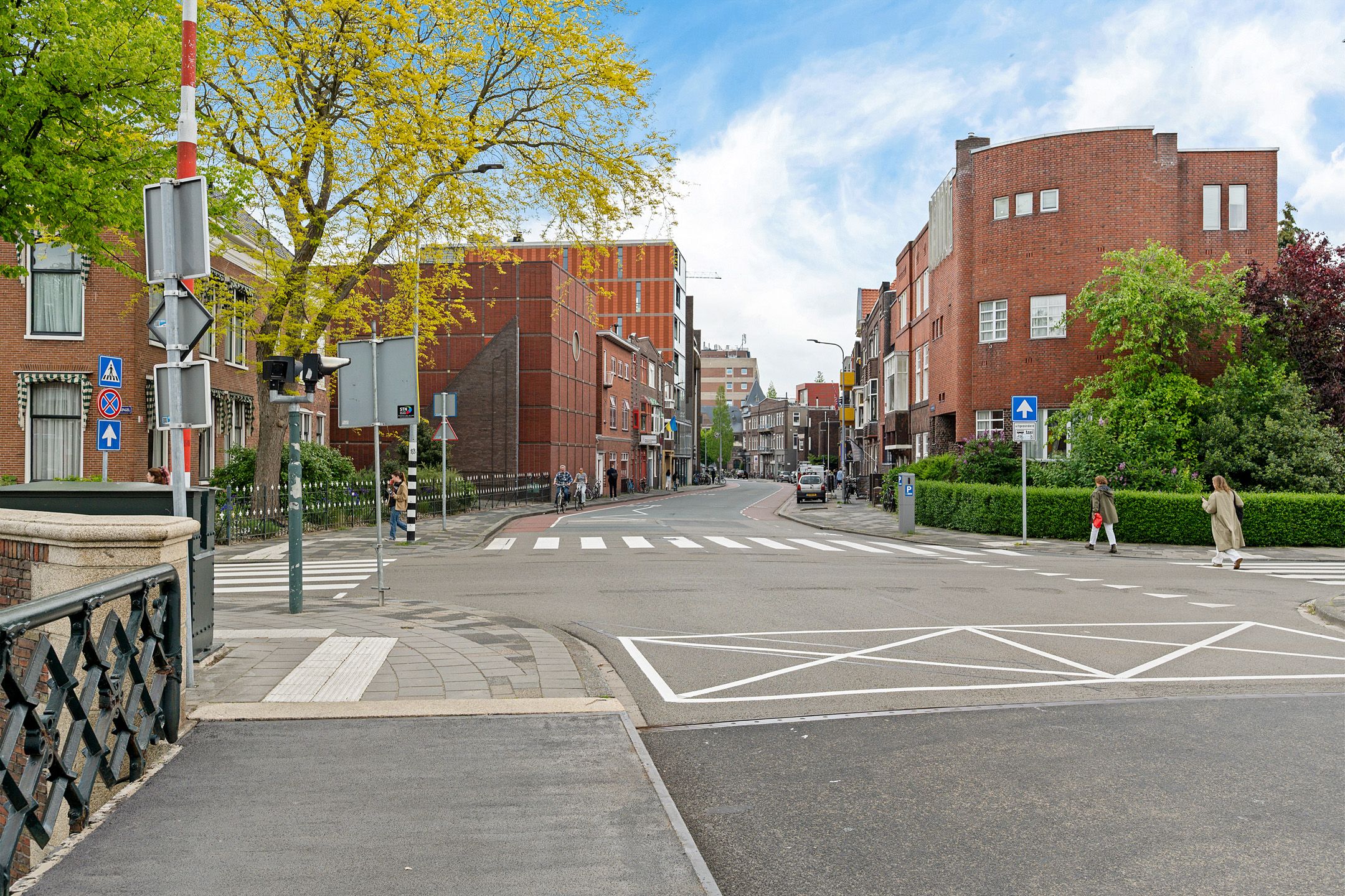 Foto 42 van W.A. Scholtenstraat 8-12