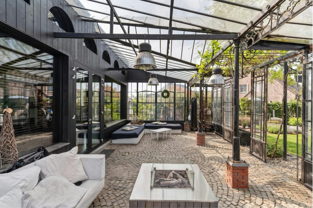 Historic 'Le Petit Chateau' Mansion with Luxury Amenities in Opglabbeek — 17