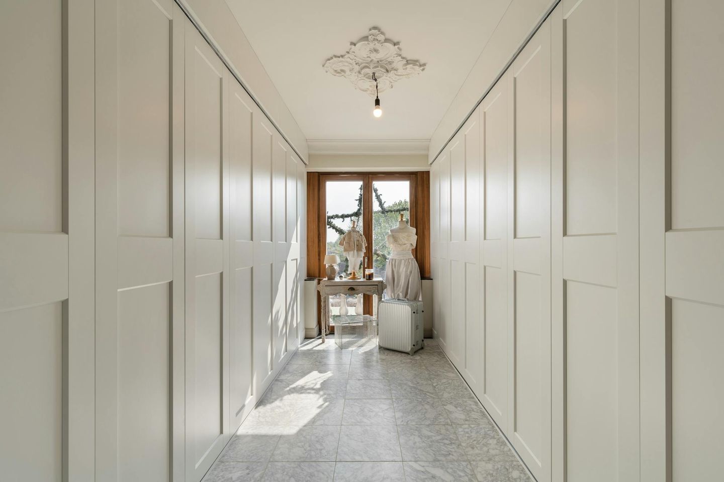 Historic 'Le Petit Chateau' Mansion with Luxury Amenities in Opglabbeek — 14