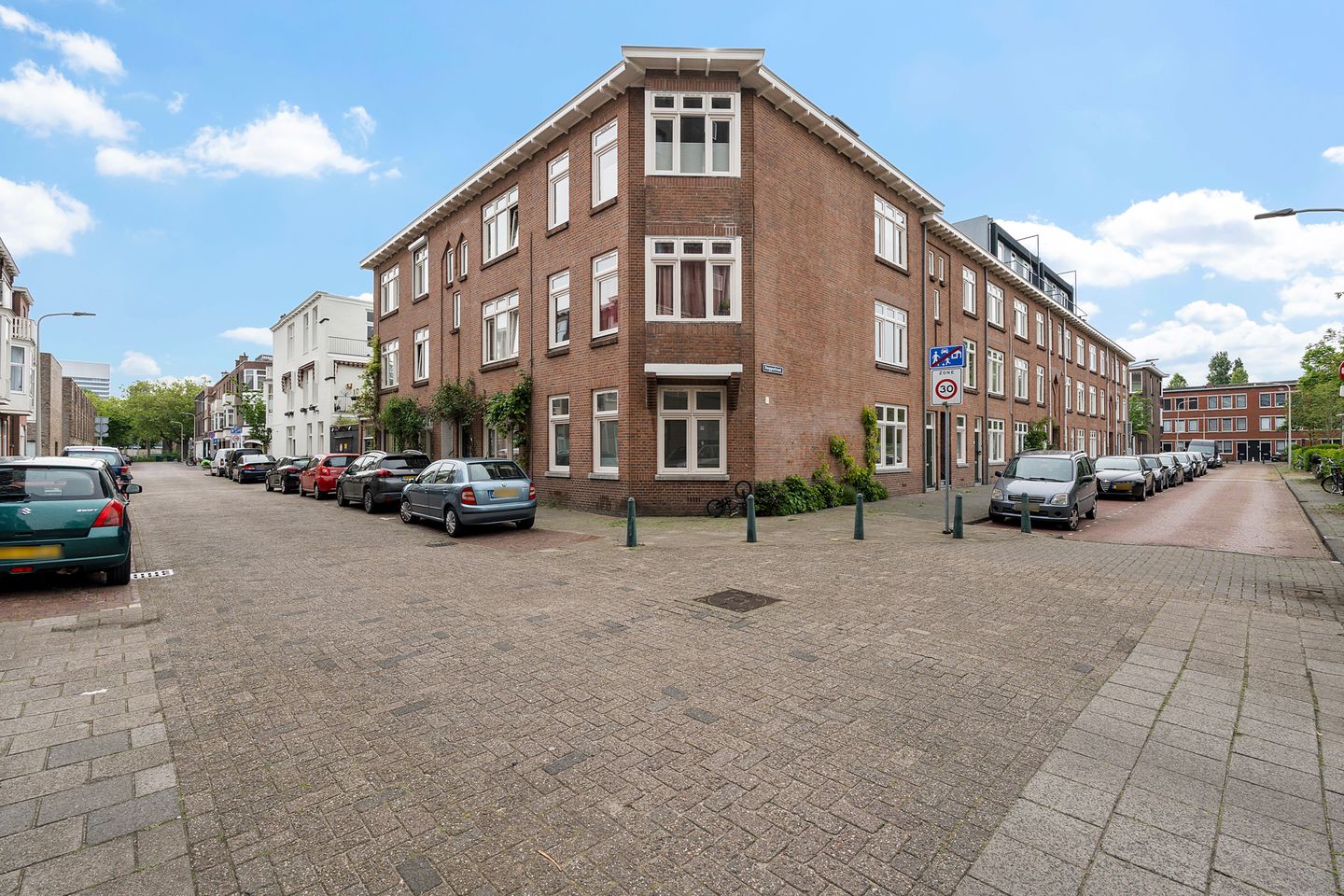 Foto 19 van Reggestraat 2