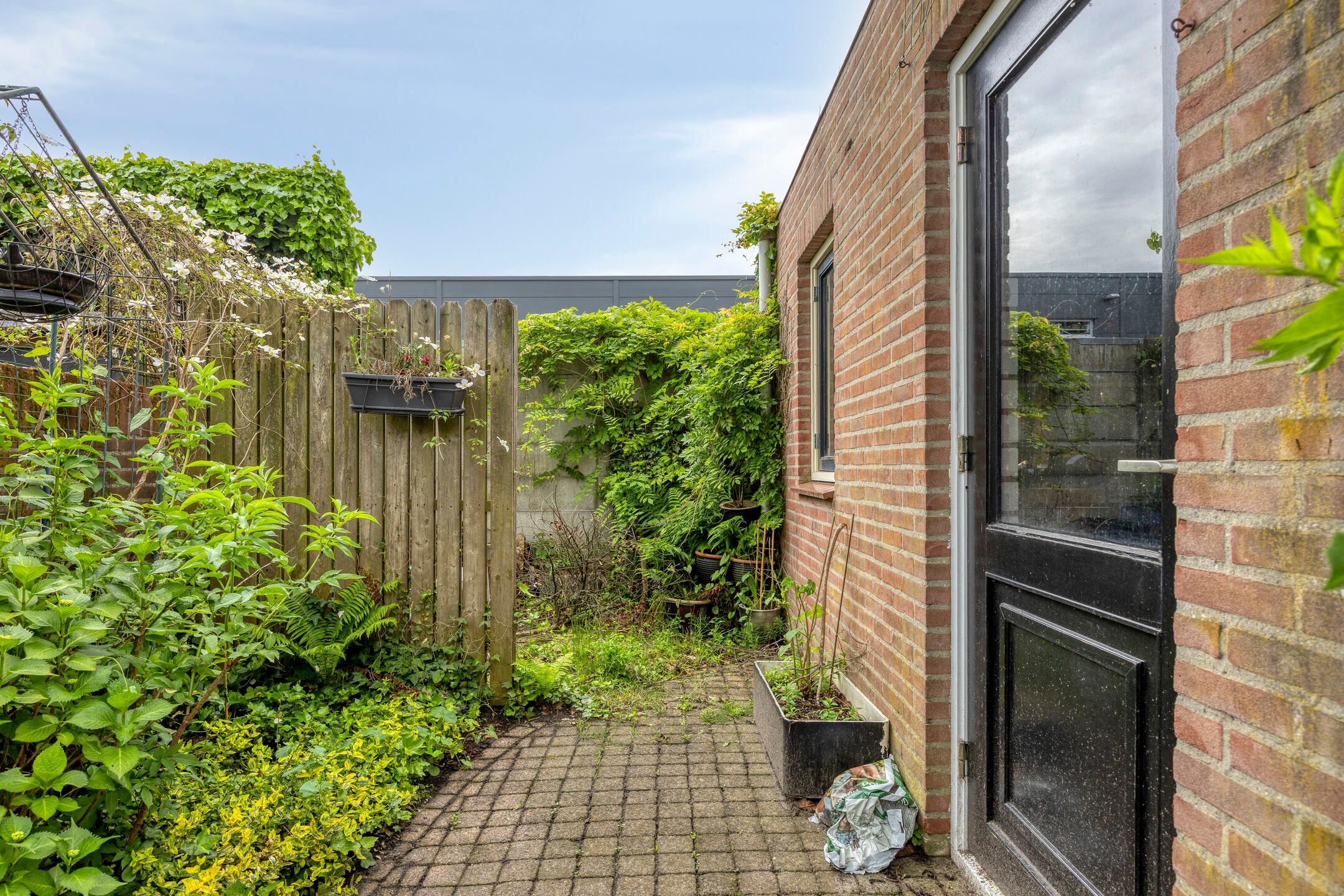 Foto 42 van Houtse Parallelweg 88