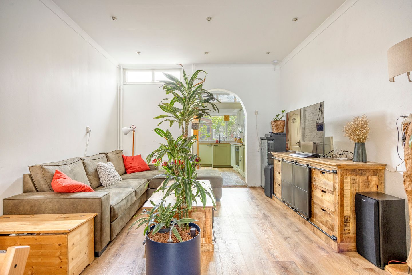 Foto 4 van Waldeck Pyrmontstraat 22