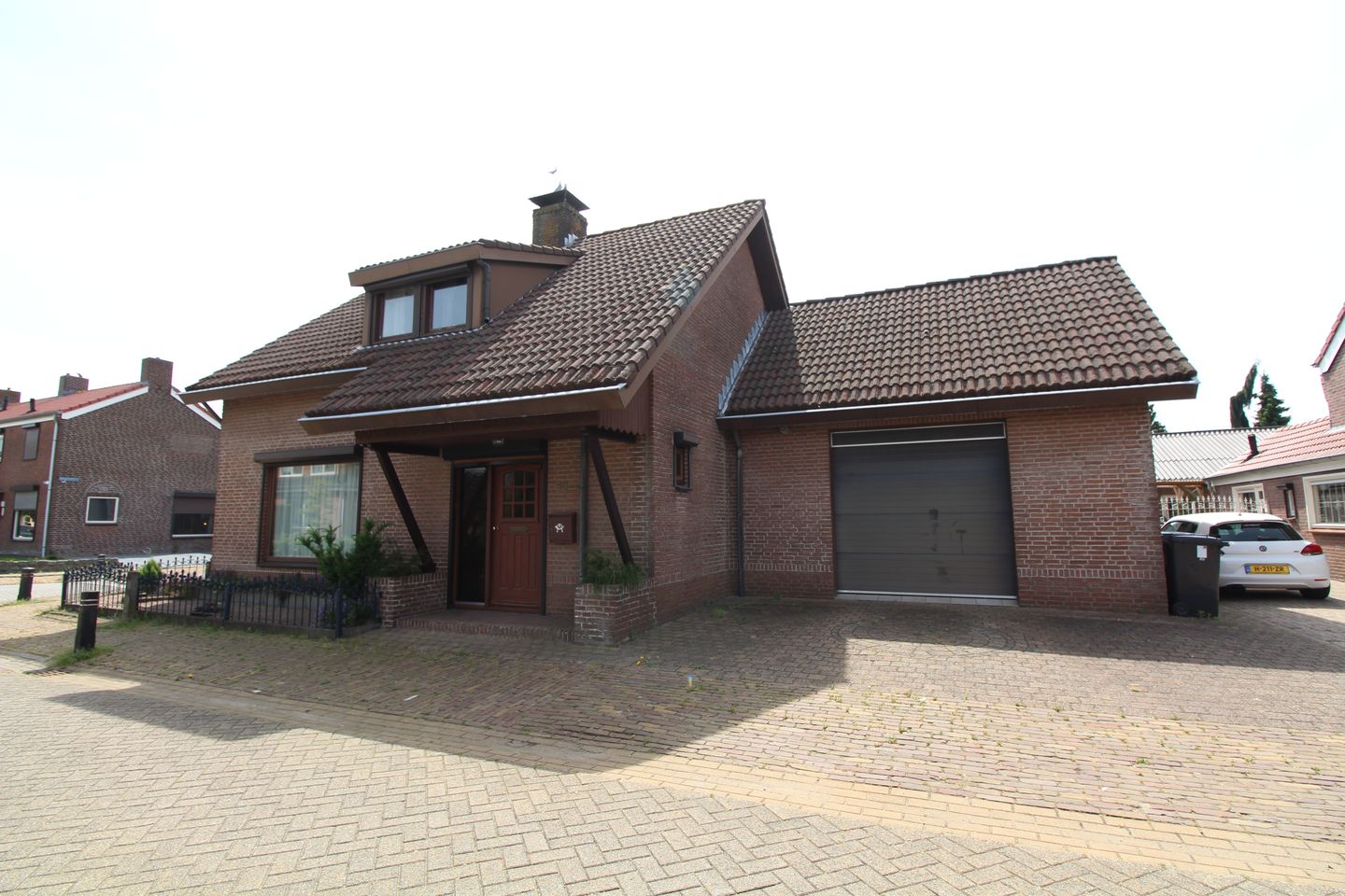 Photo 1 of Rugstraat 43