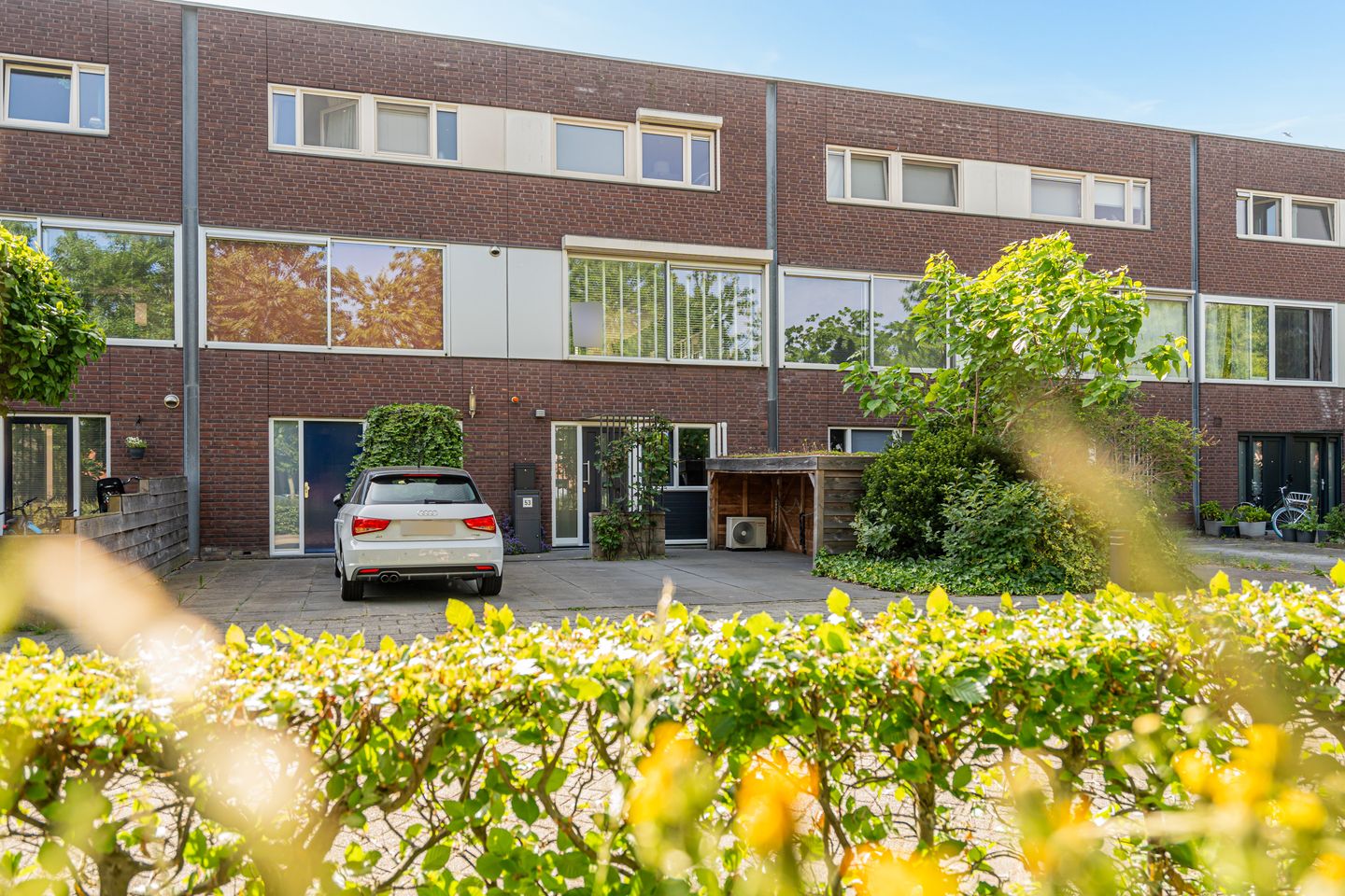 Foto 1 van Zuidpoldersingel 53