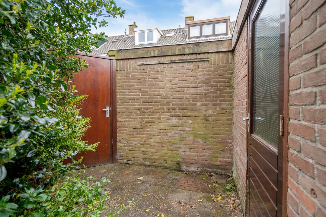 Foto 16 van Trompstraat 9