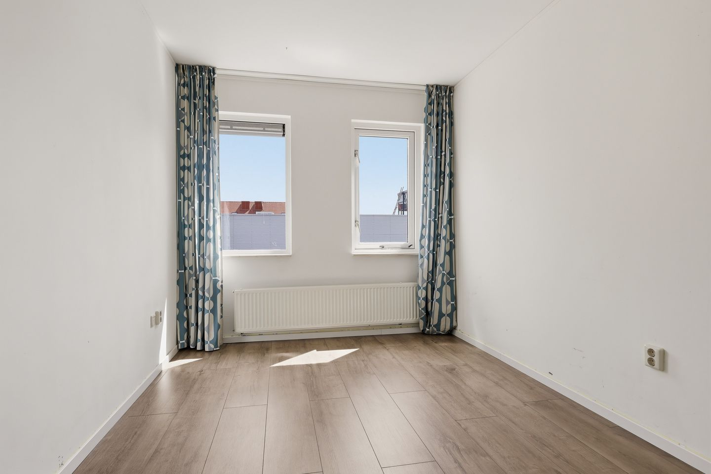 Photo 20 of Schouwenaarsstraat 30