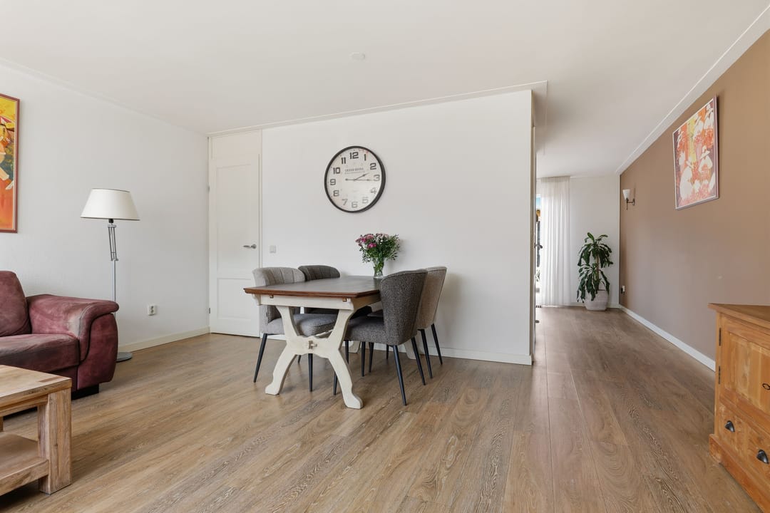 Photo 7 of Schouwenaarsstraat 30