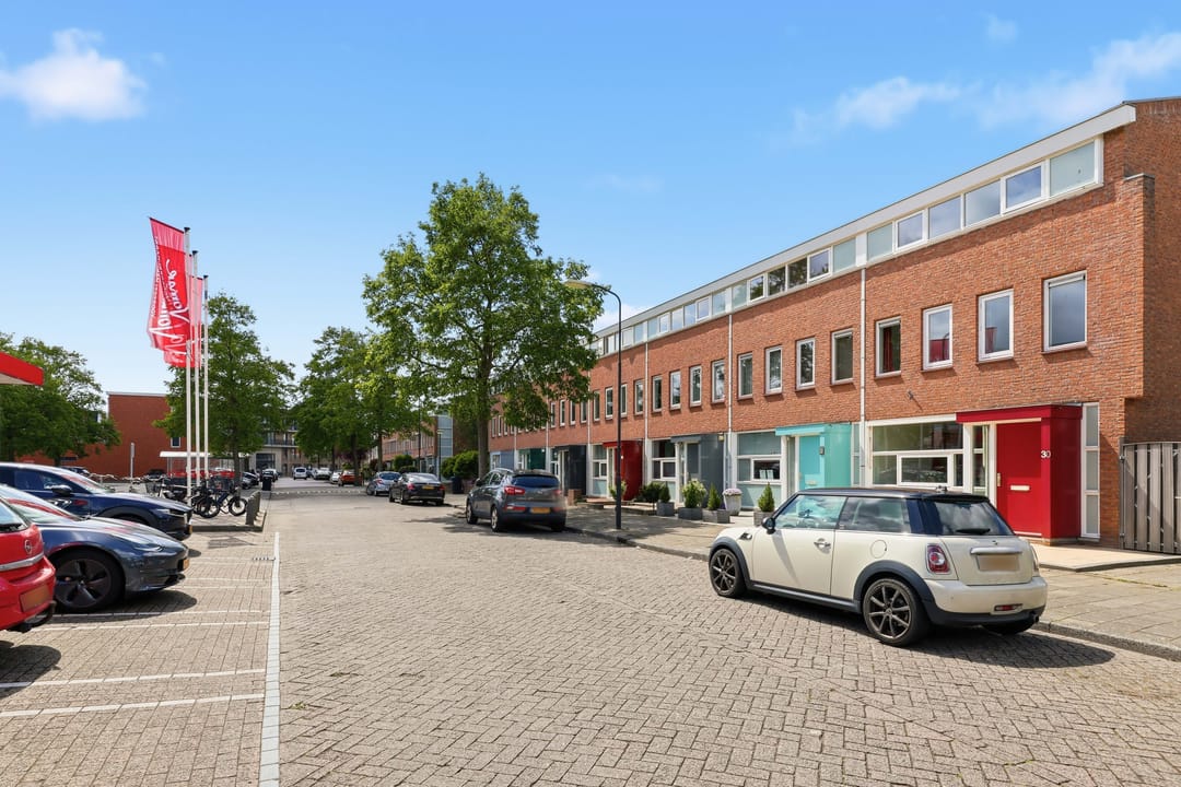 Photo 38 of Schouwenaarsstraat 30