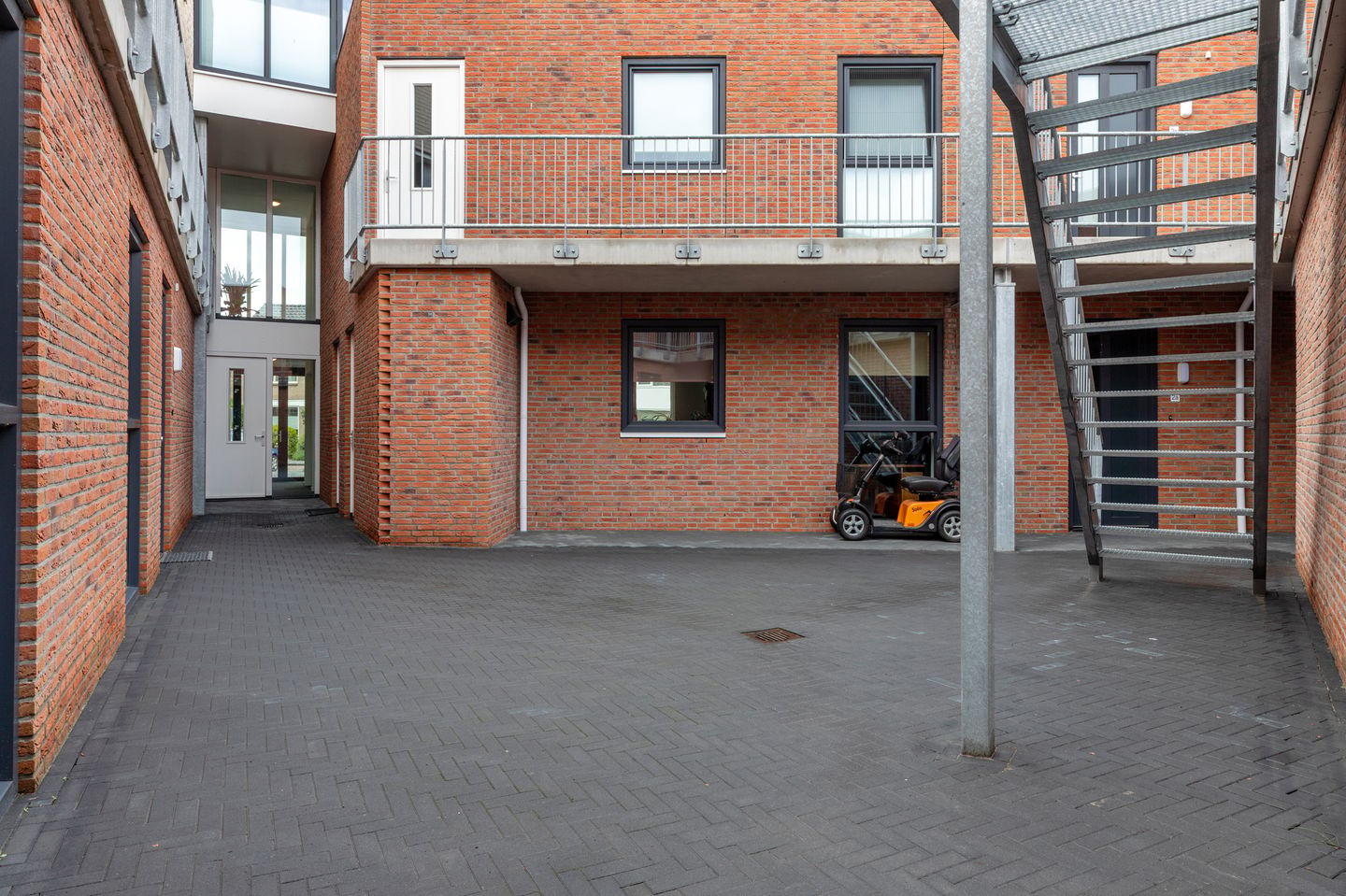 Foto 44 van Nicolaas ter Maethstraat 2-D