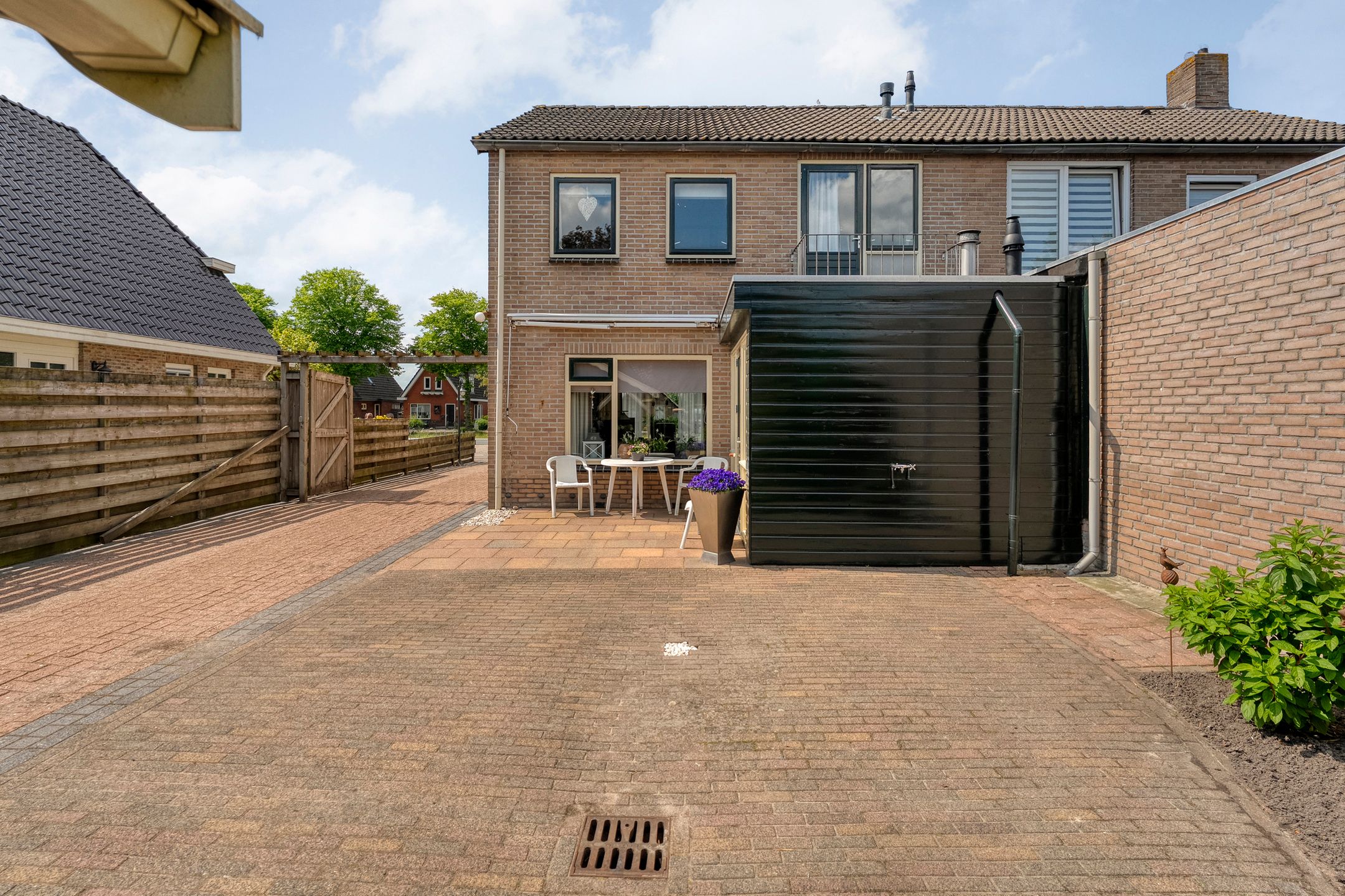 Photo 36 of Hoofdweg 42