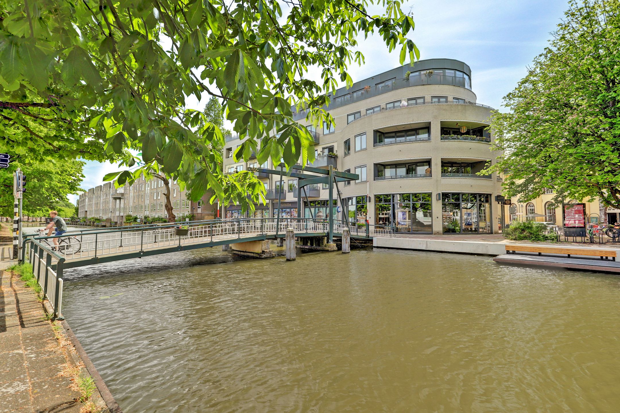 Foto 42 van Agnietenstraat 64