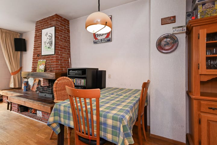 Tussenwoning te koop: Valenberg 15, Zoetermeer