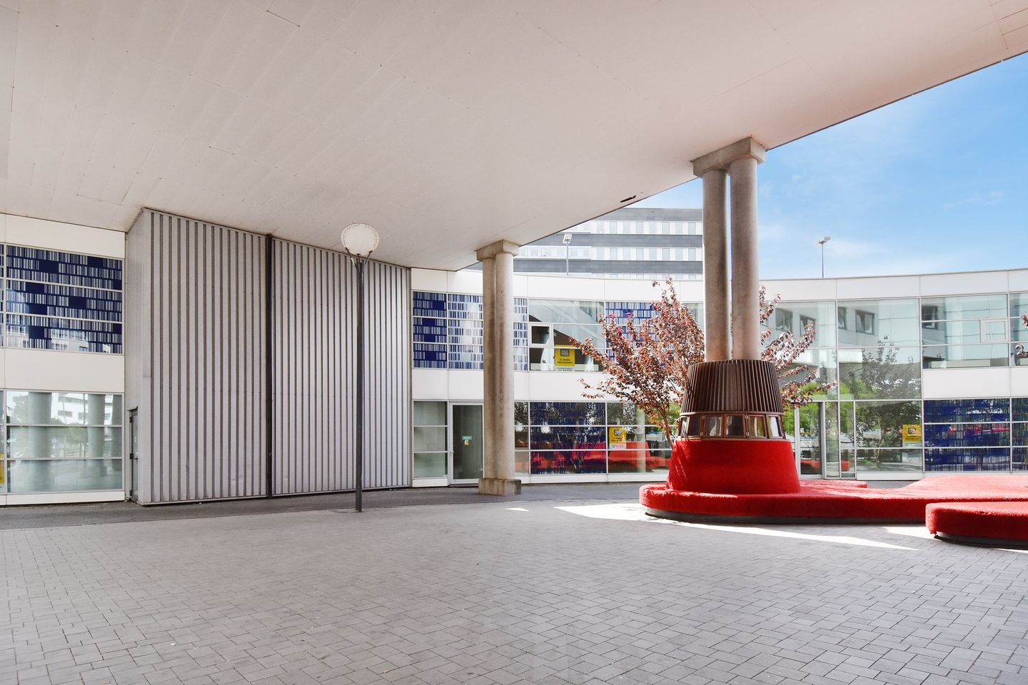 View photo 4 of Generaal Eisenhowerplein 101