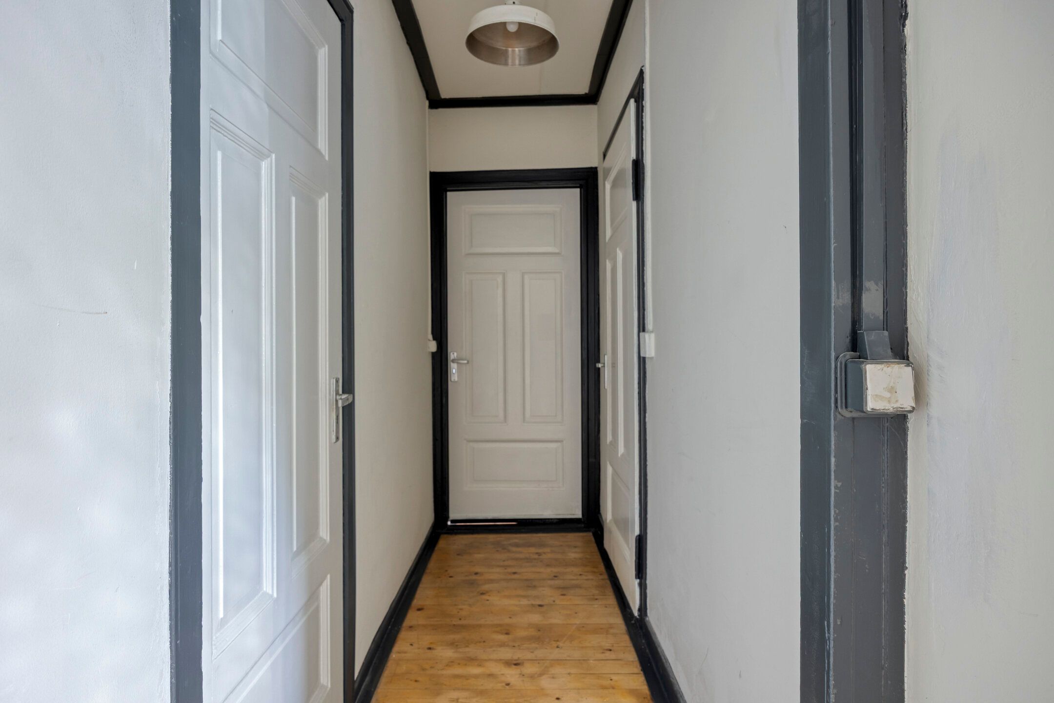 Photo 15 of Grensstraat 1