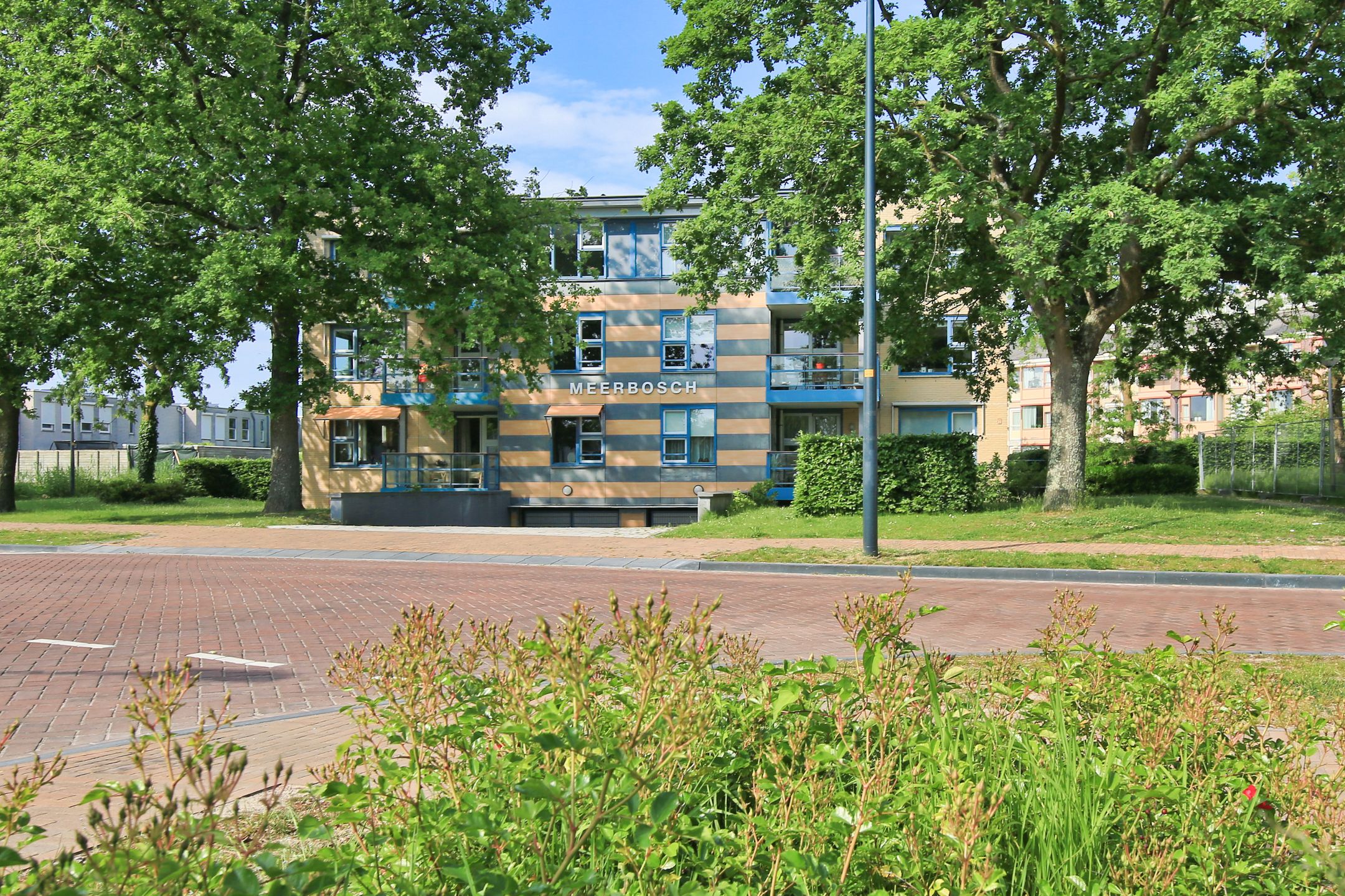 Foto 45 van Kamerlingh Onneslaan 143-C